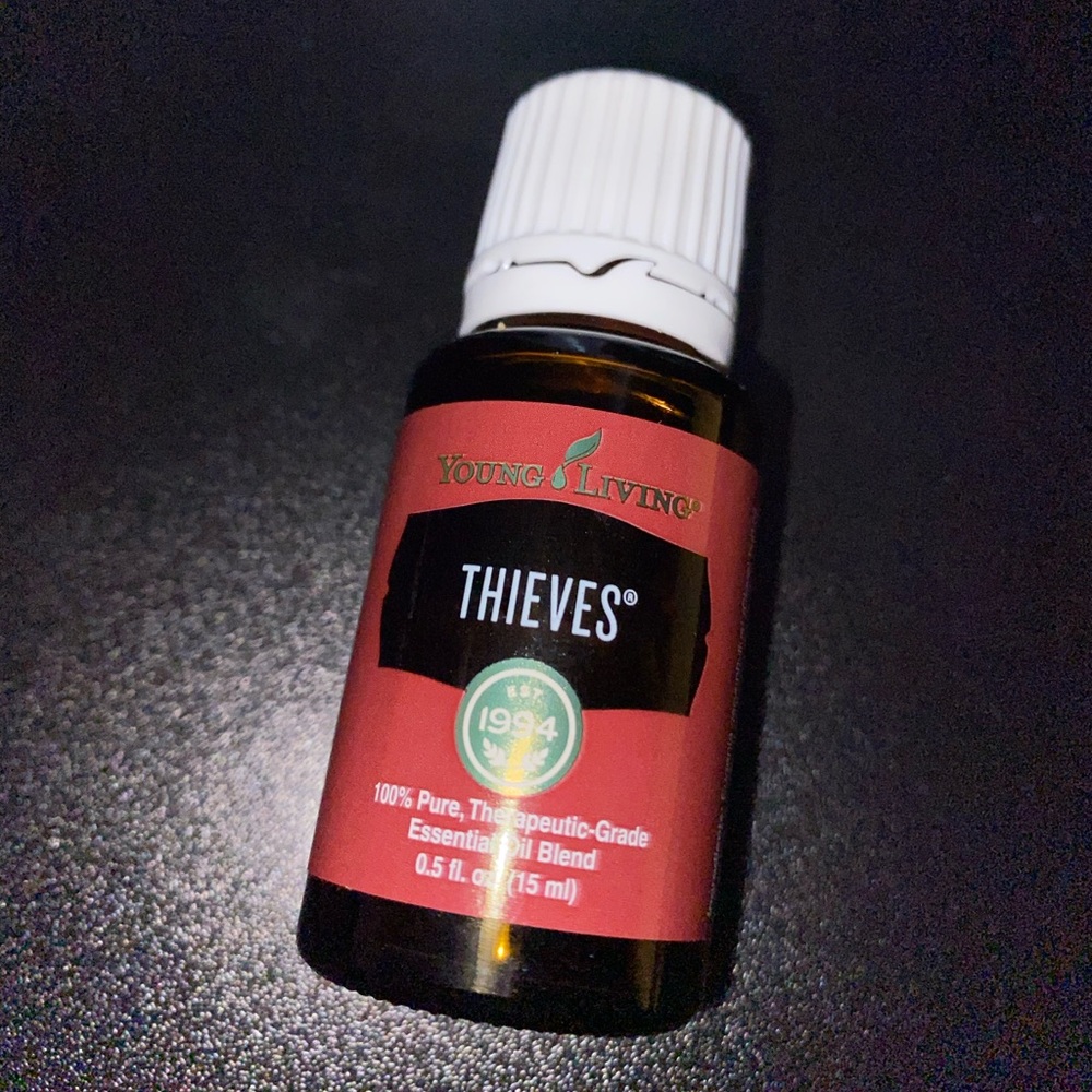 Young Lining 15ml Thieves essential oil blend NEW